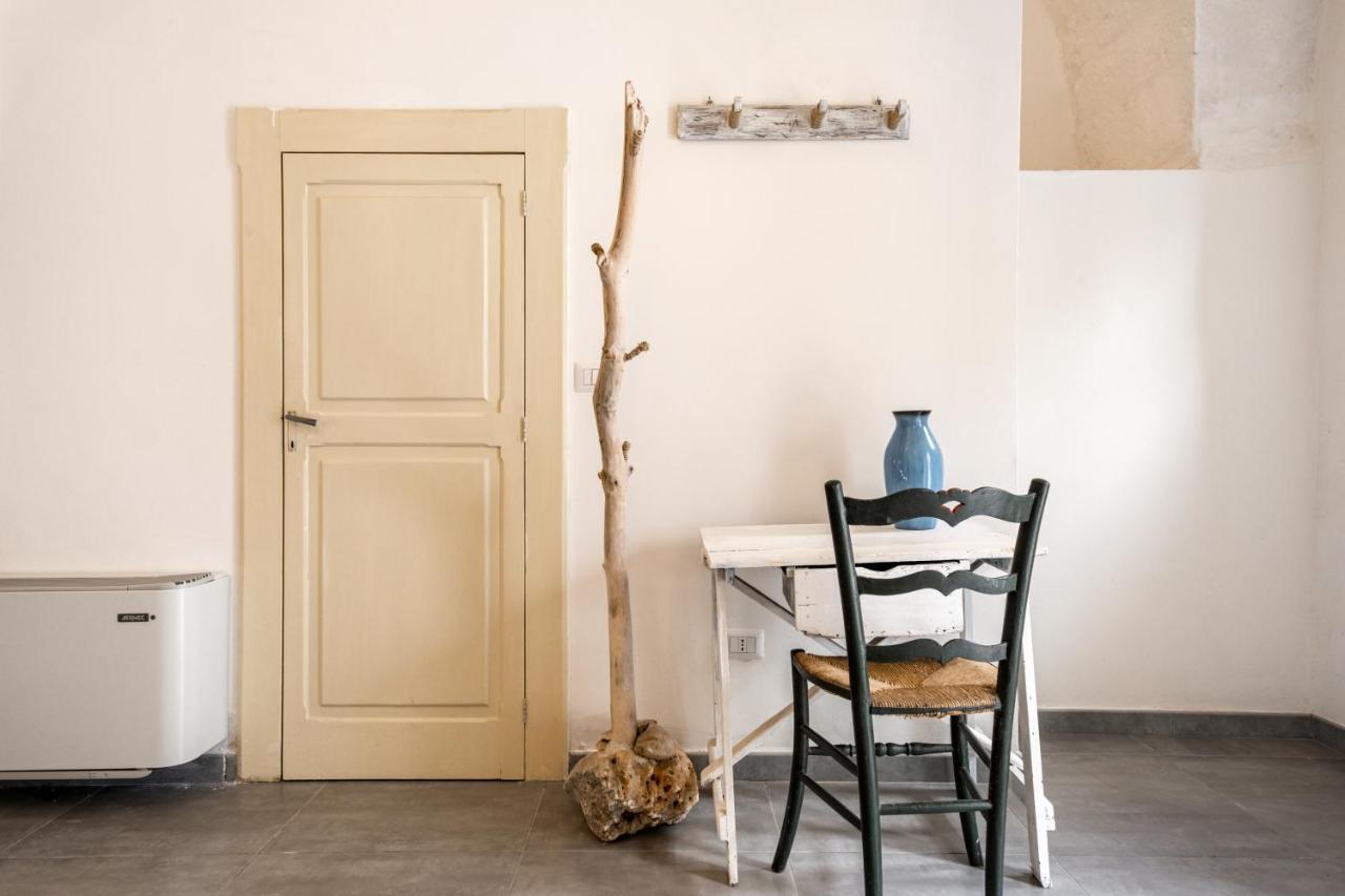 La Casa Nel Vico Pretty Apartment Ostuni Exterior foto